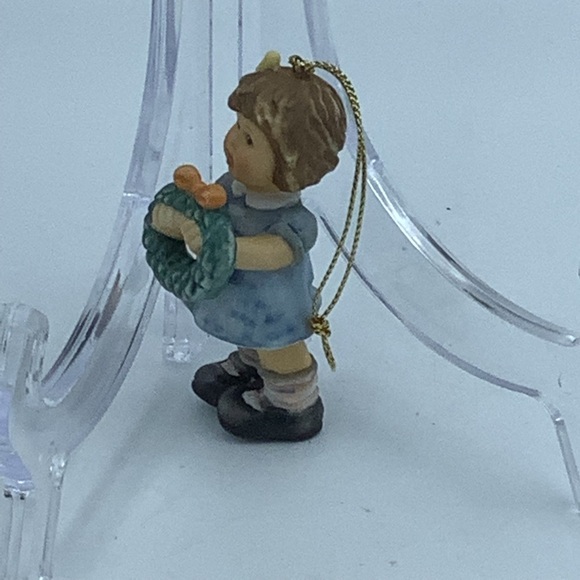 Vintage Goebel “Wreath of Joy” and “Christmas Bouquet” Christmas Ornaments - Picture 6 of 12